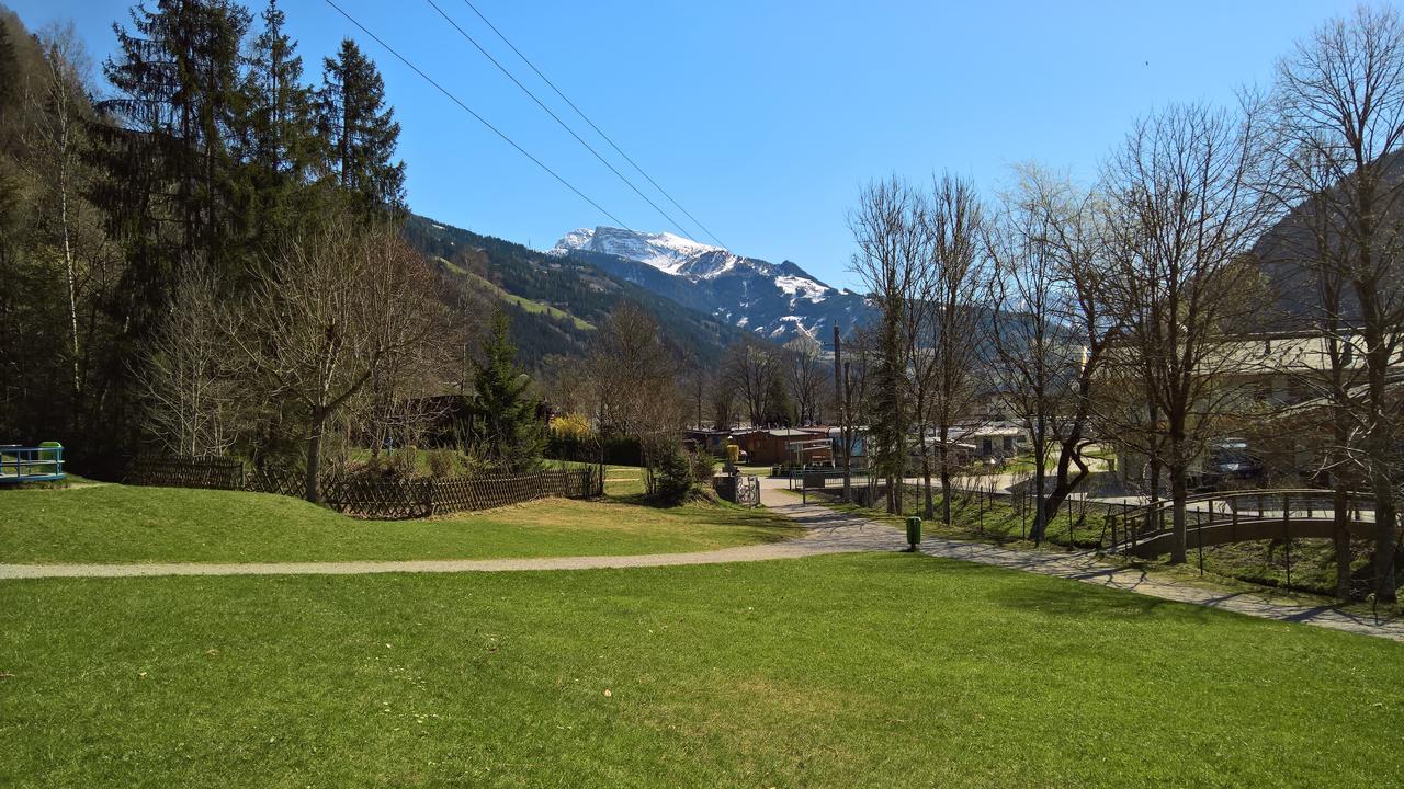 Mountainview Lodge - Chalet Im Zillertal Direkt Am 5 Sterne Campingplatz Aufenfeld Mit Hallenbad Und Sauna Aschau Im Zillertal Eksteriør bilde